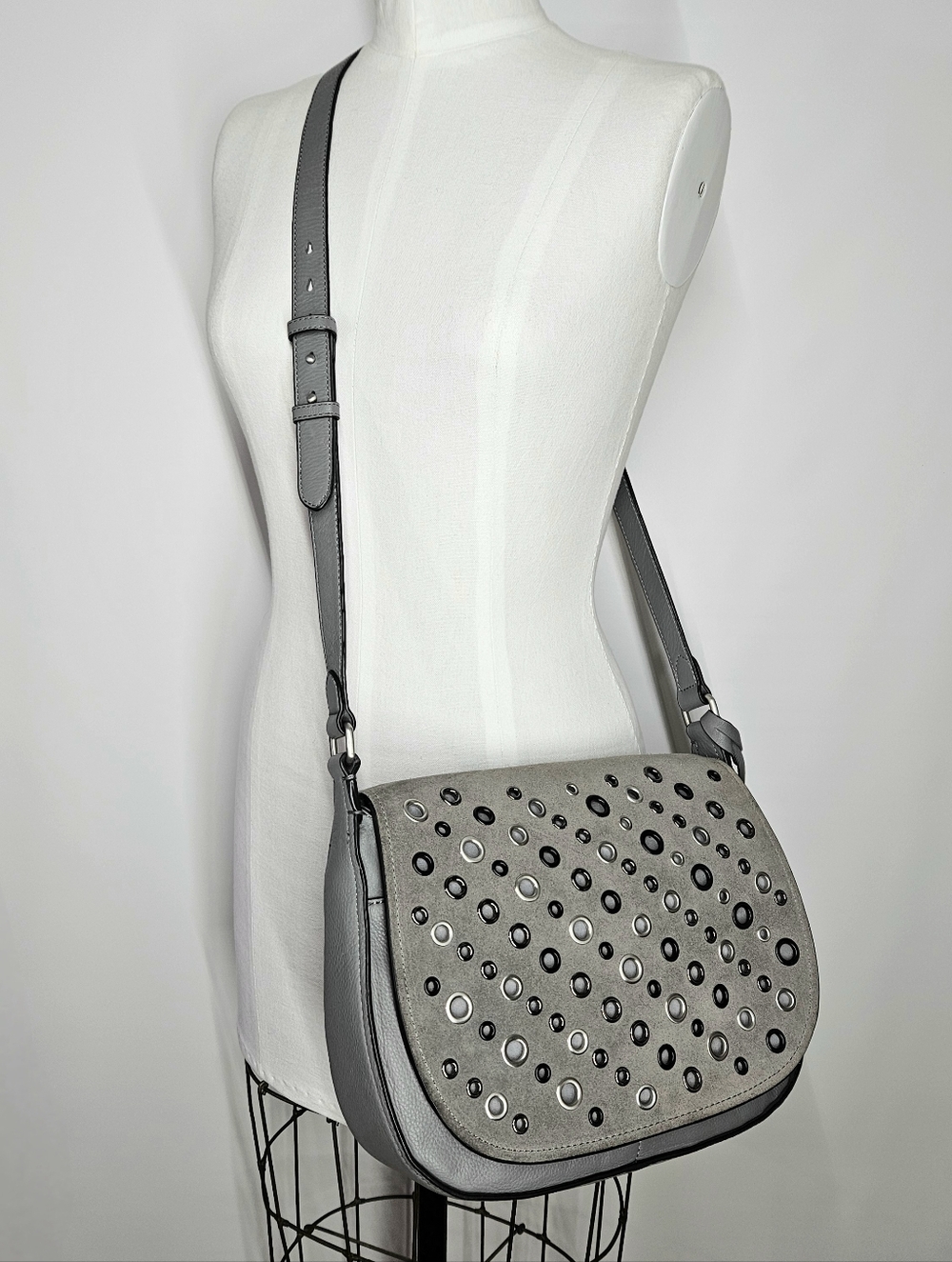 Vince Camuto 12x10x4" Messanger Shoulder Bag Grey Suede Leather Grommets Strap